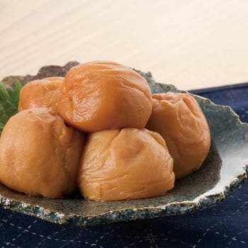 完熟 紀州南高梅 はちみつ梅400ｇ木樽入