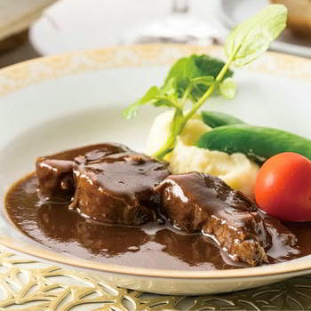 モルソー秋元さくら監修 牛すね肉の赤ワイン煮込み