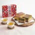 ギフト商品サムネイルギャラリー：【名入れ】日本橋・榛原製千代紙箱入カステラふたえと渋皮栗のカステラセットメイン画像