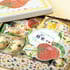 ギフト商品サムネイルギャラリー：【名入れ】はらぺこあおむし おやつアソート Mサムネイル画像1