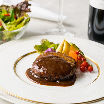 黒トリュフソースハンバーグ（8個入）