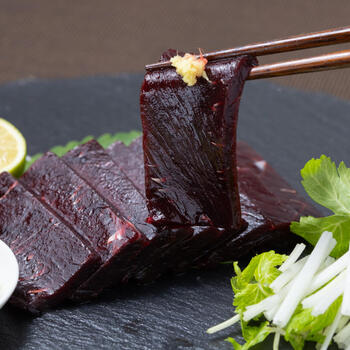ミンク鯨赤肉 刺身用