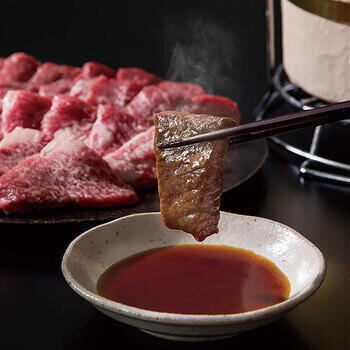 萬野和牛焼肉用モモバラ（約800g）＆だし醤油セット