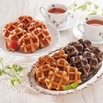 イーペルの猫祭りベルギーミニワッフル（18個）