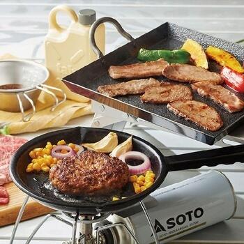 松阪牛焼肉（300g）＆生ハンバーグ（4個）セット