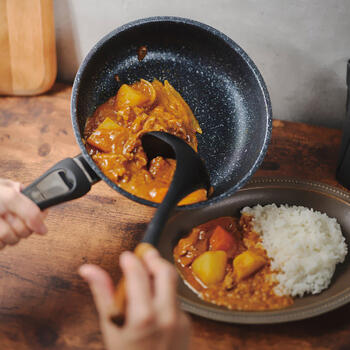 ジェットブラックフライパン（20cm）