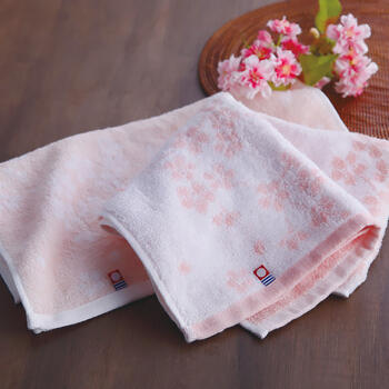 さくら紋織桜染めバス・フェイスタオル各1枚セット（木箱入）