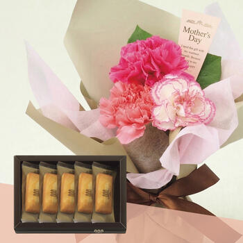 【生花】フィナンシェとスタンディングブーケのセット