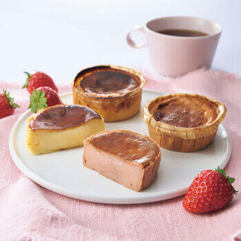 苺とプレーンのバスクチーズケーキセット（8個）
