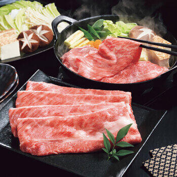 国産黒毛和牛肩ロースすき焼き用（550g・笠原将弘すき焼きのたれ付）