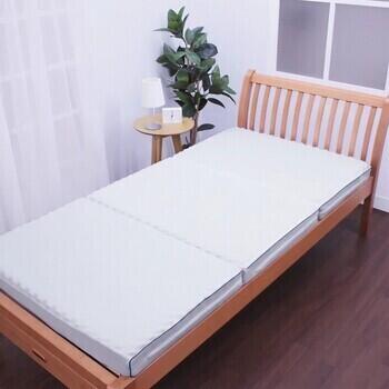 点で支えるマットレス三つ折り