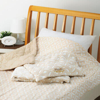 ふわふわニューマイヤーハーフ毛布