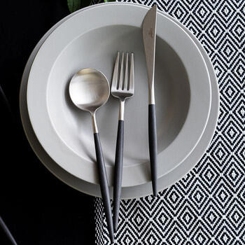 【専用紙袋付】Cutipol（クチポール） ゴア ブラック×シルバー テーブルギフトセット（6本）