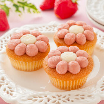 あまおう苺のフラワーケーキ